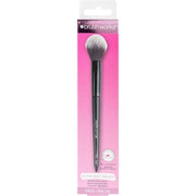 Brushworks No. 13 Highlight Brush - Maison des fragrances