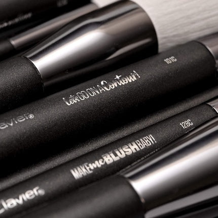Clavier Oh, so creamy! 10C for Precise and Streak - Free Application of Liquid or Creamy Foundations 30g - Maison des fragrances