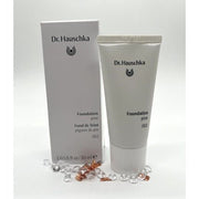 Dr. Hauschka Foundation 002 Pine 30ml - Maison des fragrances