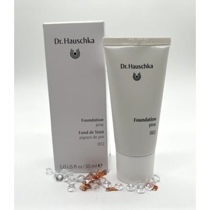 Dr. Hauschka Foundation 002 Pine 30ml - Maison des fragrances
