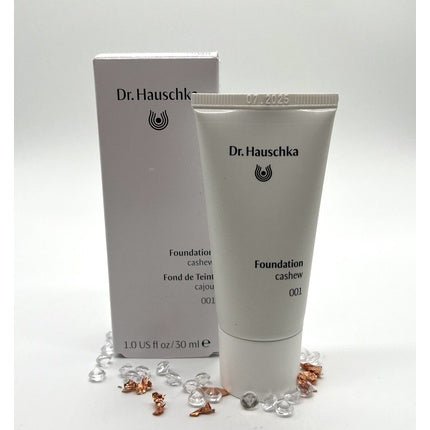 Dr. Hauschka Foundation Face Makeup 001 30ml - Maison des fragrances