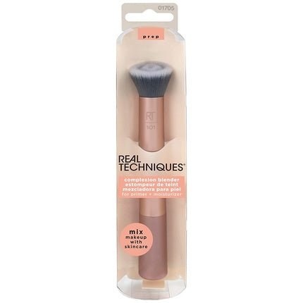 Real Techniques Foundation or Tinted Moisturizer Makeup Blender Brush - Packaging and Handle Color May Vary - Maison des fragrances