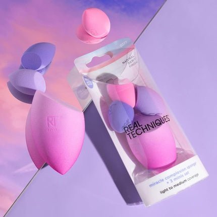 Real Techniques Sunrise To Sunset Miracle Complexion Sponge + 3 Minis Kit 4 Piece Set - Maison des fragrances